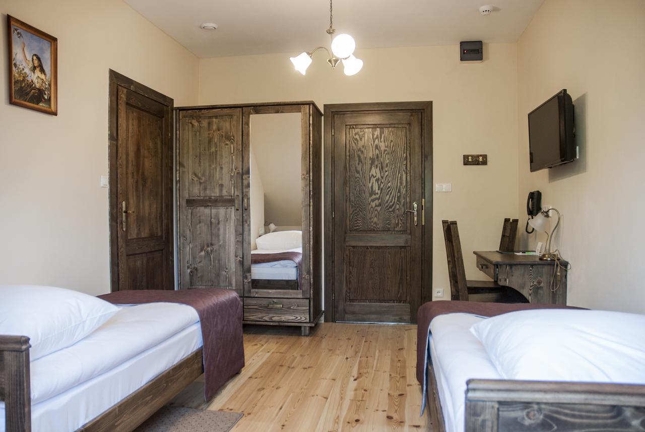 Hotel Pod Kogutkiem Krzywaczka المظهر الخارجي الصورة