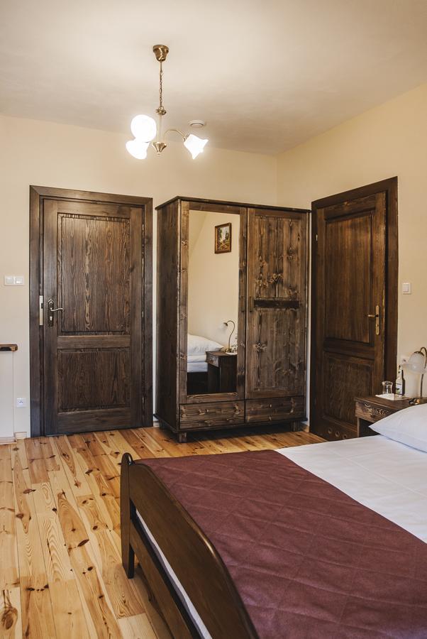 Hotel Pod Kogutkiem Krzywaczka المظهر الخارجي الصورة