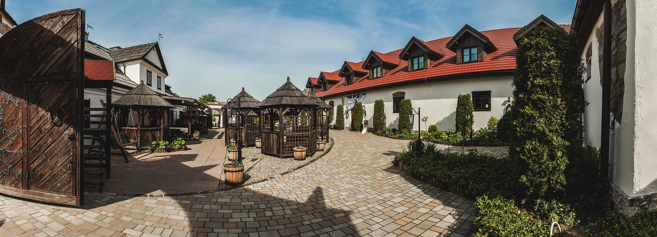 Hotel Pod Kogutkiem Krzywaczka المظهر الخارجي الصورة